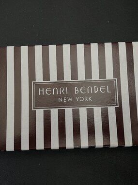 Henri Bendel Signature Striped Sleek Wallet